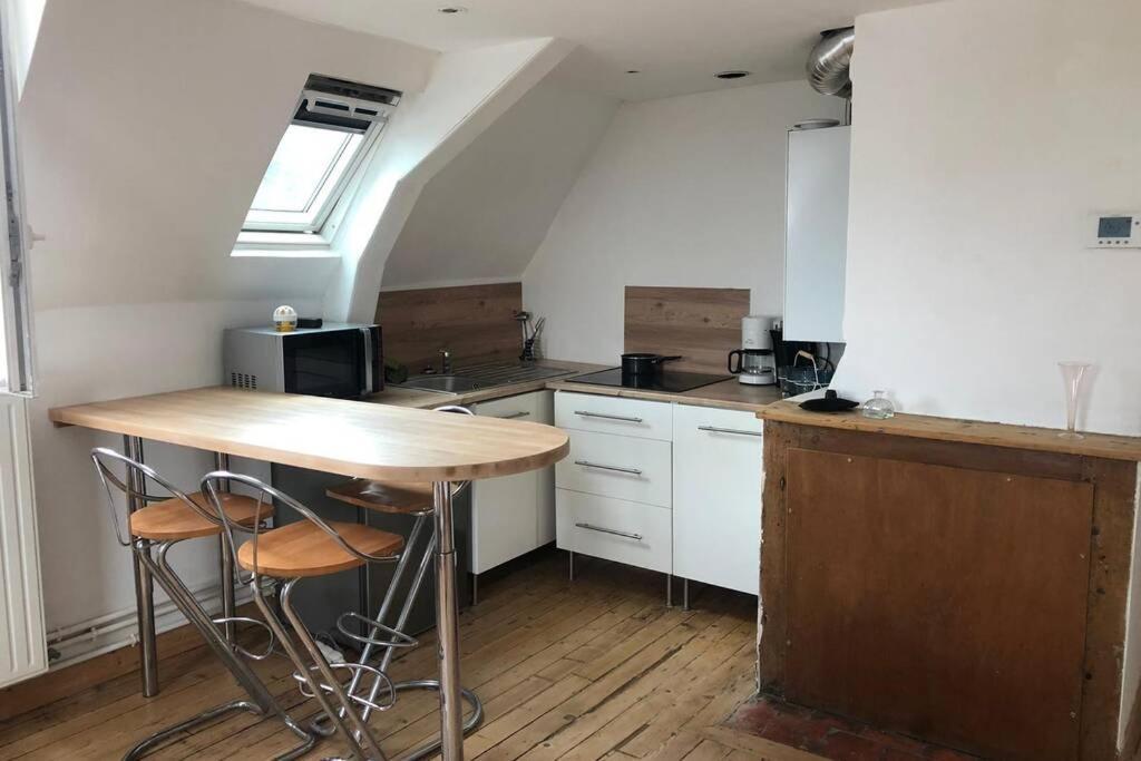 Sous Les Toits Apartment Диеп Екстериор снимка